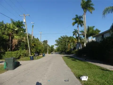 Fort Lauderdale Fourplex Investment Opportunity