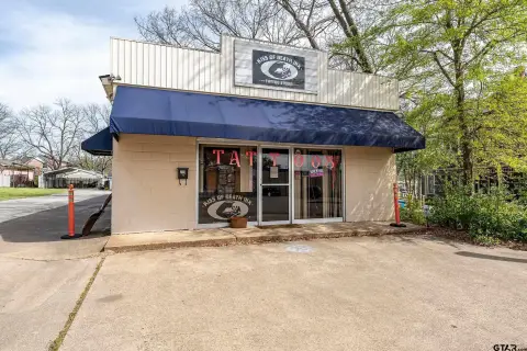 Leased Storefront Property