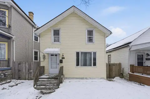 Multi-Unit Home with Cottage
