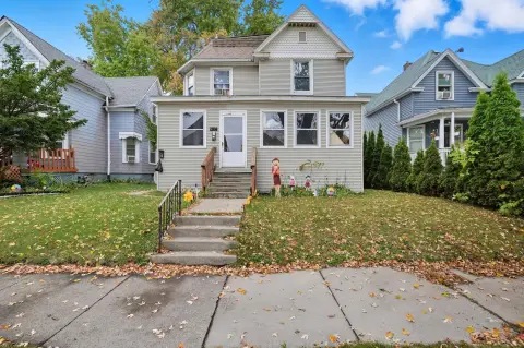 Racine Duplex with Income Potential