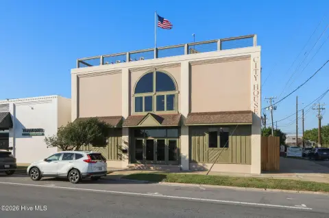 Four-Unit Bed & Breakfast