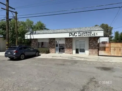 Commercial Building on China Lake