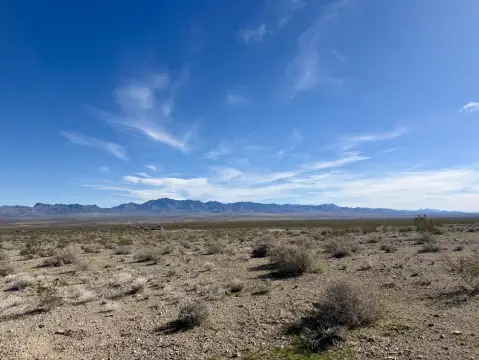 Dolan Springs High-Desert Lot