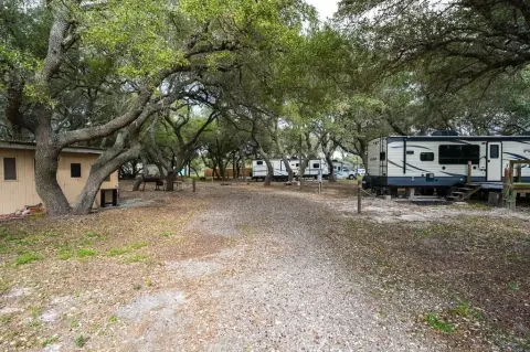 RV/Mobile Home Park in Rockport
