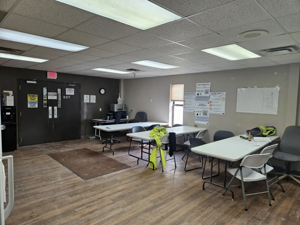 Picture 4
