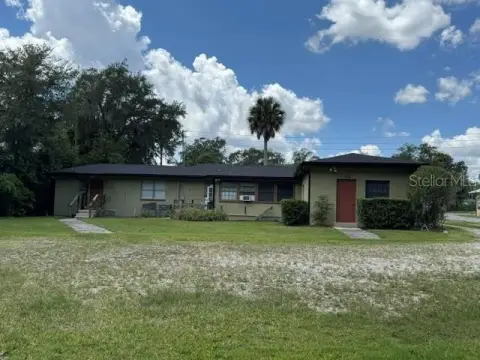 Downtown Oviedo Storefront