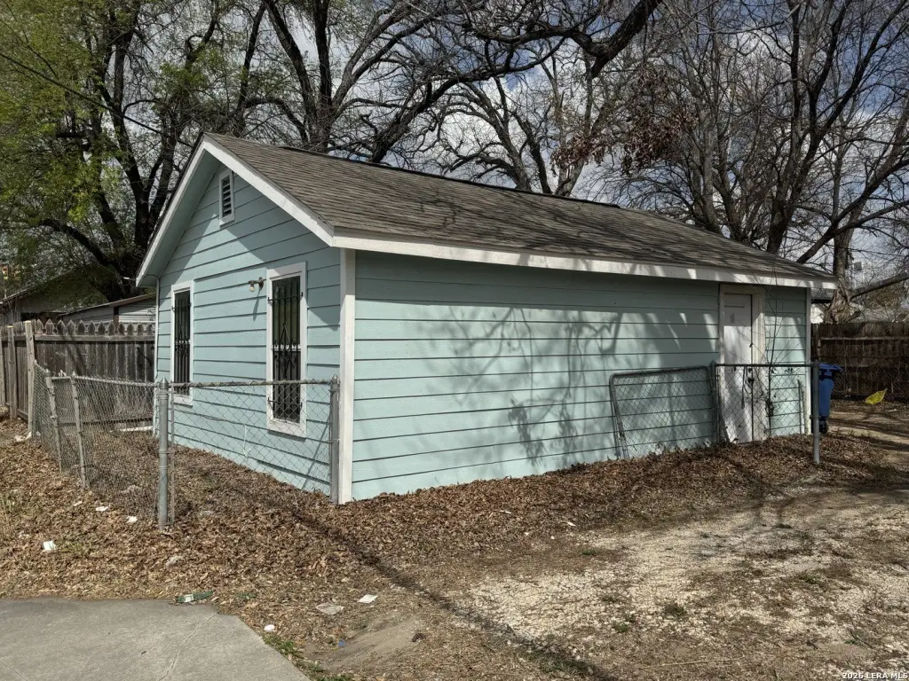 Picture 17