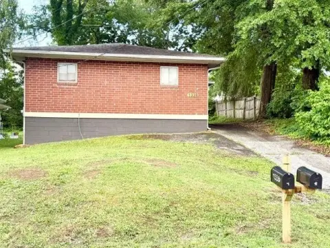 Renovated Duplex in Egan Park