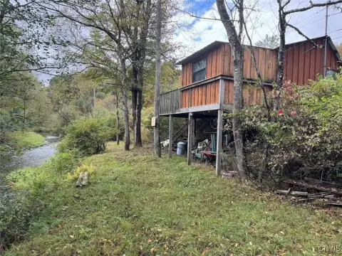 Cabin on Creek-Bordered Land