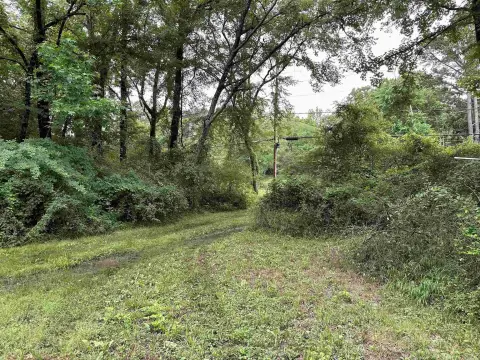 Residential Lot Near Lakeside Schools