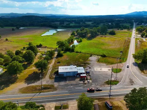 Pencil Bluff Corner Lot