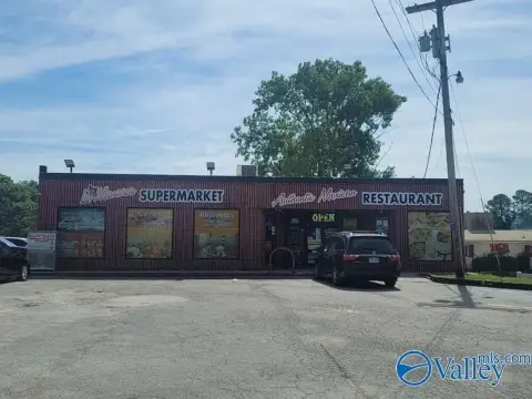 Car Wash on Contiguous Commercial Lots