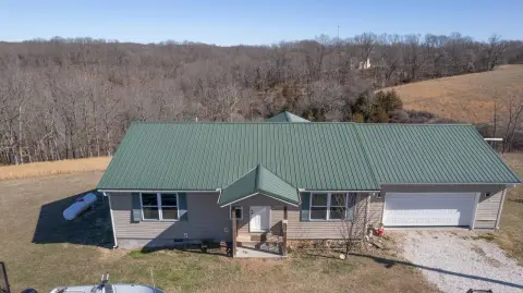 Cassville Farm/Estate with Outdoor Appeal