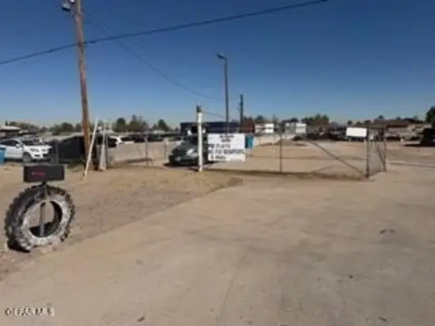 Commercial Land on High-Traffic Street