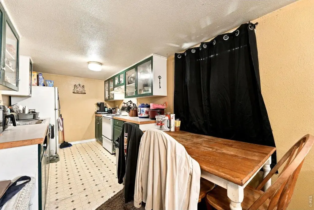 Picture 30