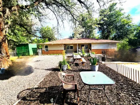Duplex with Fenced Yards
