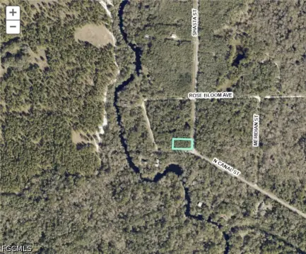 Corner Lot in Ridge Manor Estates