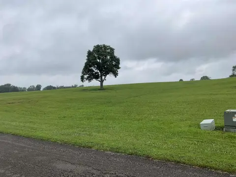 Residential Land in Freeman Fields