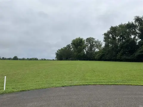 Residential Land in Freeman Fields