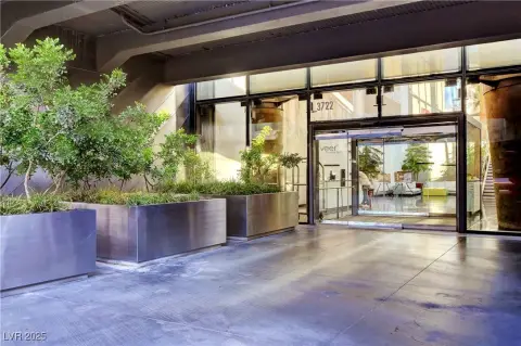 Veer Towers High-Rise Condo