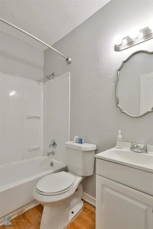 Picture 4