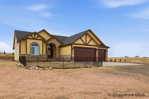 Cheyenne Ranch Home on Acreage