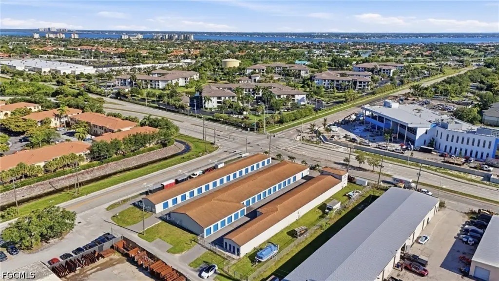 15415 Pne Rdg Rd, Fort Myers, FL 33908-2630
