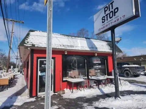 Waterford Restaurant with Drive-Thru