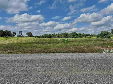 5-Acre Tract in Big Sandy, TX