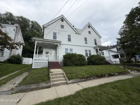 Recently Renovated Two-Unit Duplex