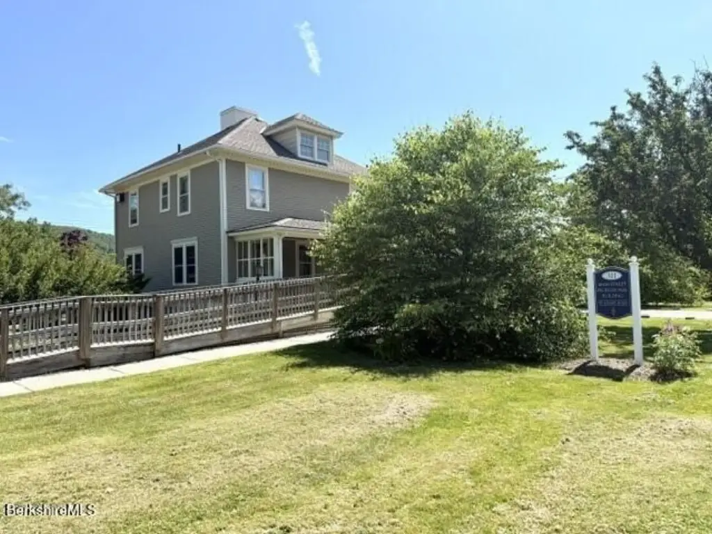 Picture 4