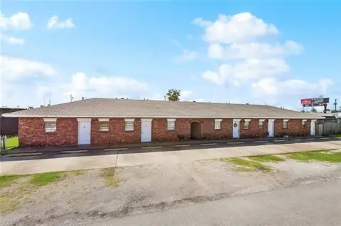 9-Unit Apartment Building