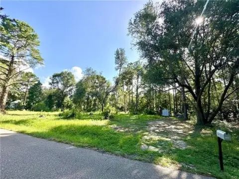 Residential Land in Pearl River