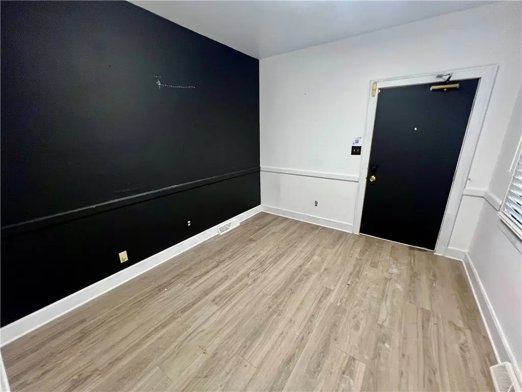 Picture 7