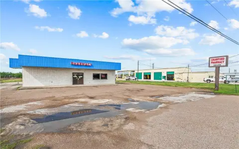 Orange Grove Commercial Space Available