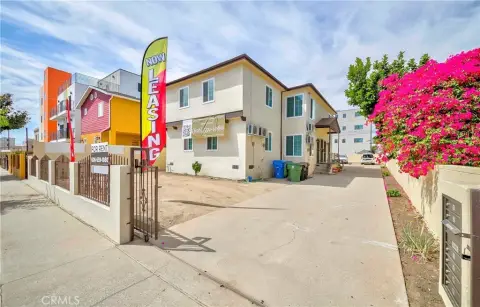 Los Angeles Quadruplex with ADU Permits