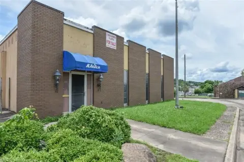 Multi-Use Building in Fort Smith