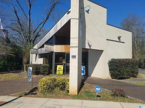 Unique Retail Building on Main