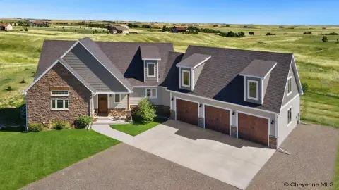 Cheyenne Ranch with Custom Design