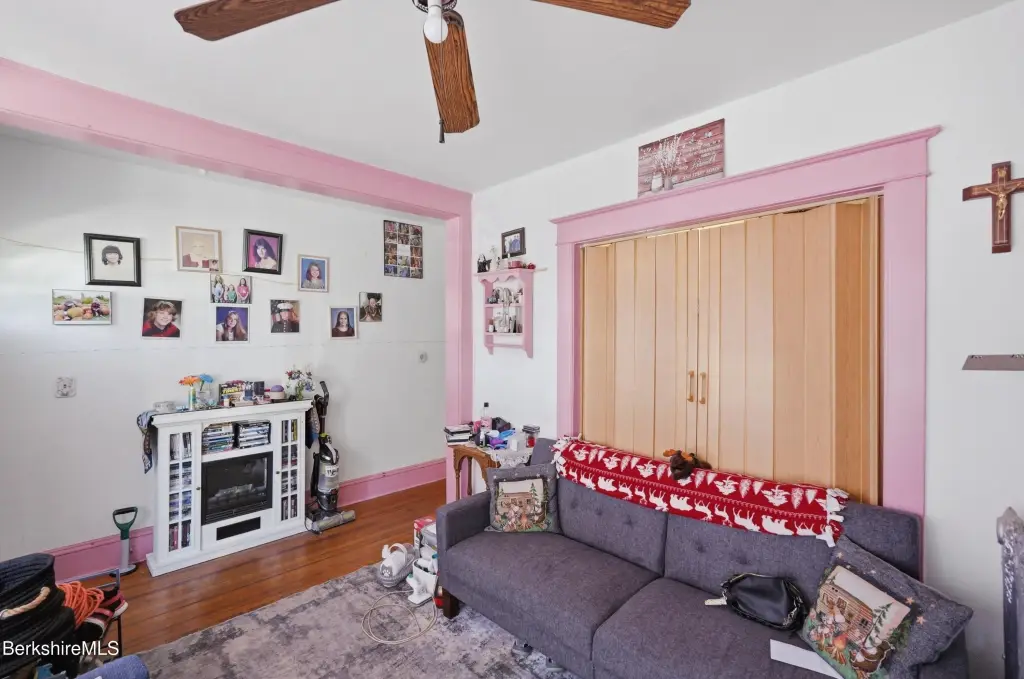 Picture 6