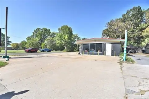 Corner-Lot Office Building