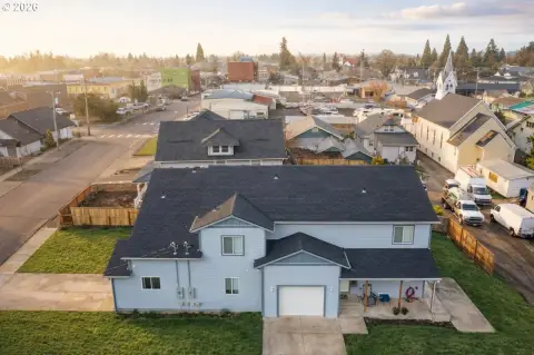 Silverton Townhome-Style Duplex For Sale