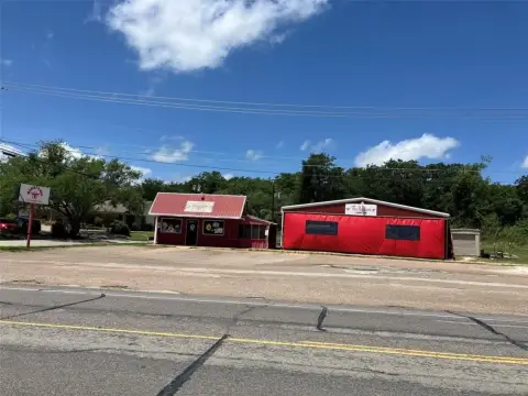 Commercial Land with Restaurant