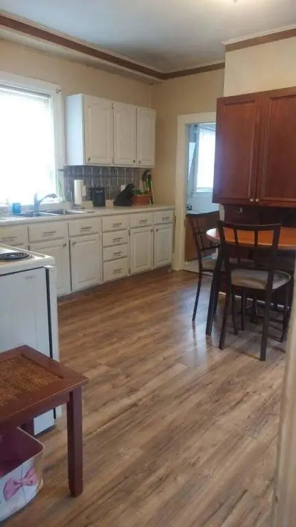 Picture 10