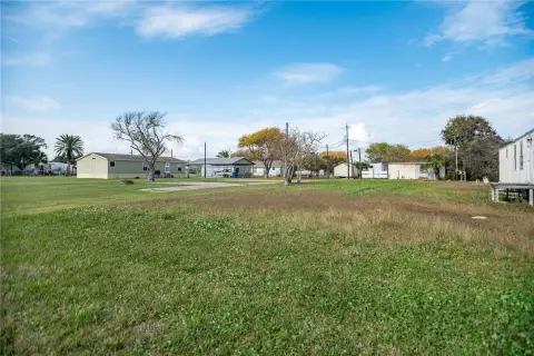Unrestricted Lot in Port O'Connor