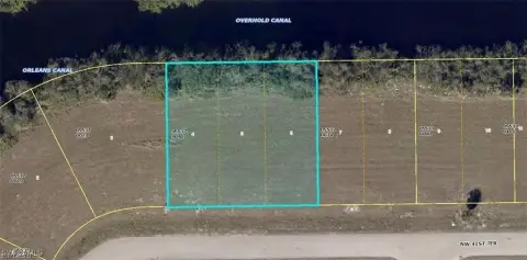 Waterfront Lot in Cape Coral