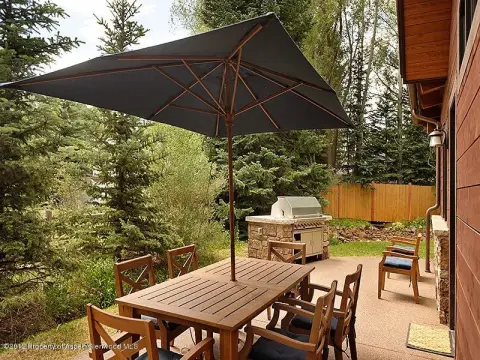 Five-Bedroom Short-Term Rental