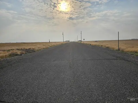 5-Acre Land with Mountain Views