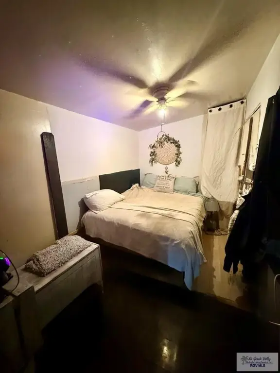Picture 11