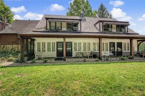 Two-Story Quadplex with Garage